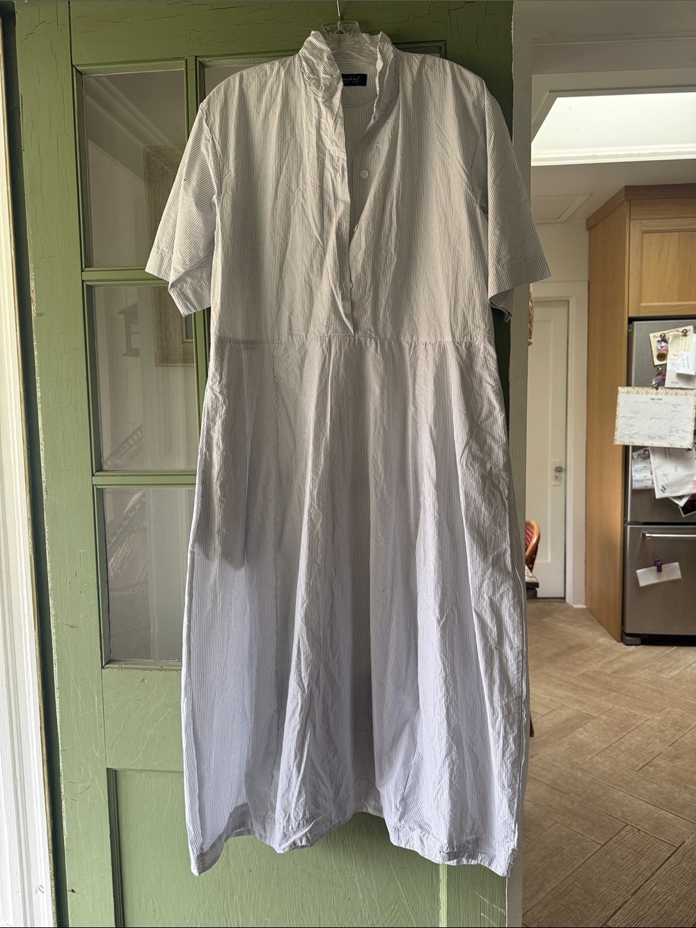 Classic White Midi Dress with Mandarin Collar